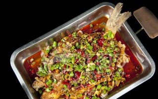 正宗诸葛烤鱼（一份来自川渝的传统味道）