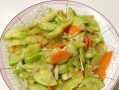 素食美食——西葫芦的多种烹饪方法（以素烧西葫芦，味道清淡却不失美味）