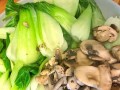 教你做香菇油菜馅饼，口感香脆美味（用最简单的做法，让你也能做出美味的馅饼）