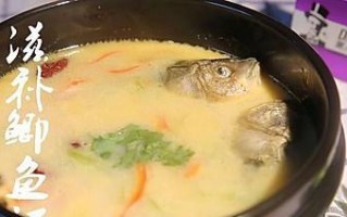 金针菇鱼汤的制作方法与技巧（以新鲜金针菇和鱼类烹制浓郁美味的营养餐）