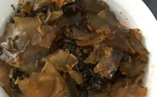 用香芹粉皮炒肉，美味健康又有营养（教你如何制作香气四溢的香芹粉皮炒肉）