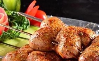 五彩蔬羊肉串的美食魅力（健康美食，色香味俱佳）
