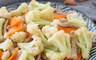 三色花菜的做法（绝妙好吃的三色花菜，你绝不能错过！）