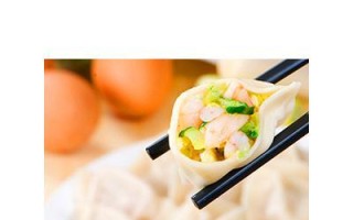 美味可口的水煮三鲜水饺制作教程（如何制作口感鲜美的水煮三鲜水饺？以及“水饺制作”）