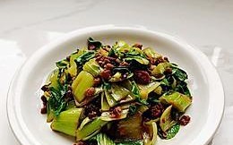 香辣小白菜的制作方法（让你的味蕾沸腾的家常小炒菜）