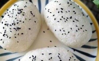营养美味，肉松糯米饭团的制作方法！（简单易学，快乐享受，糯米的魅力！）