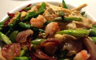 美食家的私房菜——虾仁炒三鲜（用新鲜食材打造鲜美口感，回味无穷！）