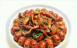香辣小龙虾川味的制作方法（以家庭厨房为舞台，一起制作地道的川味小龙虾！）