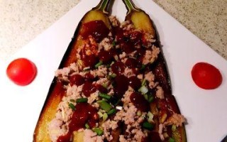 特色茄子美食制作（美味可口的茄子料理，让你品尝不一样的美味佳肴）