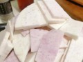 香芋粉签的制作方法（用香芋粉做出口感独特的美味粉签）