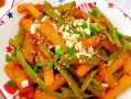 土豆四季豆炖肉，滋味美好的家常菜（家常美食，色香味俱佳的土豆四季豆炖肉的做法）