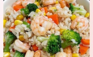 手把手教你做虾仁时蔬蛋炒饭（营养美味又简单，炒出家庭好味道）