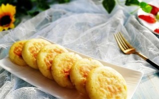 美味可口的土豆早餐饼（让你爱上早餐的经典食品）