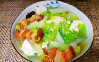 小白菜烧豆腐（家常美味，快速上桌）