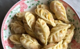 瘦肉胡萝卜玉米饺子的做法（家常美食）