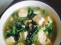 小白菜炖豆腐，家常做法大全（营养健康，味道鲜美，适合全家人享用）