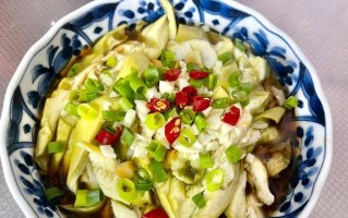 用热炝茄子做出美味佳肴（传统家常菜变身精品美食，让你胃口大开）
