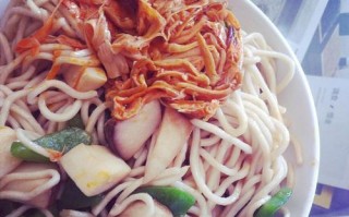 健康营养的素菜鸡蛋炒面（家常简易，美味可口，易于操作）