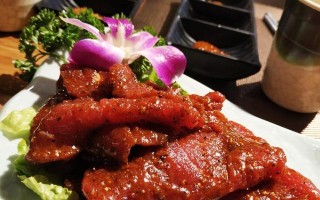 以肉圆喜迎春，年味更浓！（传承传统美味，让味蕾尽享新春）