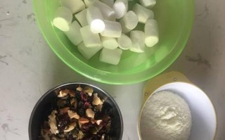 手工制作甜心牛轧糖，让爱与甜蜜交织（以甜心牛轧糖为主题的制作方法，做出口感好、味道香甜的小零食）