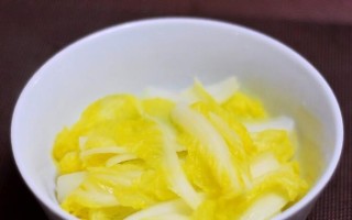 水煮娃娃菜的做法（简单易学，健康美味）
