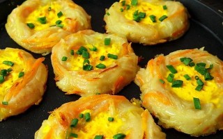 家庭美食（轻松学会家常小吃，香气四溢的土豆饼）