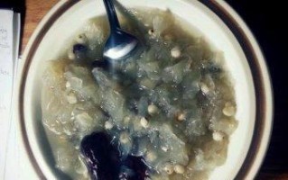 滋润身体的薏米银耳羹（古法传承，营养滋补，让你健康又美味）