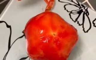 以新文美食火山爆发为主题的美食制作（用新鲜食材，打造精美口感，快来尝试吧！）