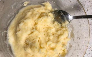 美味洋芋泥做法大公开（教你制作口感细腻、香浓可口的洋芋泥）