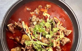 云县木瓜鸡的制作方法（用特色的云南风味为口感加分）