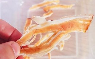 手撕鱿鱼丝，美味多滋味（教你如何制作美味可口的手撕鱿鱼丝）