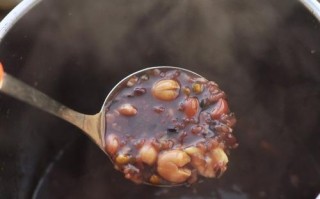 健康美味，轻松自制新八宝粥（一份美食，一份心意；DIY健康宝典，新八宝粥）