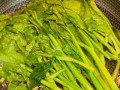 以水煮菜心，让素食更美味（简单易学的做法，让你爱上菜心的清爽口感）