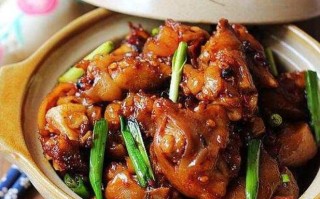 蒜香猪蹄的制作方法（健康美味的家常菜）