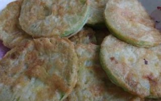 香煎角瓜片的美味制作方法（让你的味蕾大饱口福）