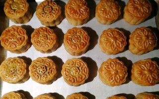 自制月饼糖浆，让你的中秋更有味道（如何制作香甜可口的月饼糖浆）