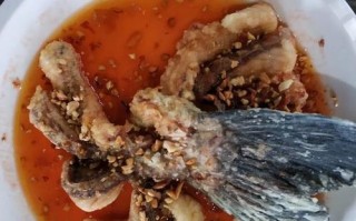 学会以香水鱼的做法，给家人带来健康美食享受（香气四溢的鱼肉美味，诱人口感不可错过）