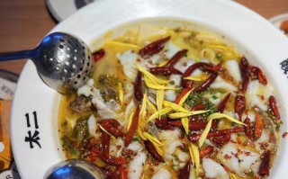 美味可口的酸菜豆腐蟹味鱼做法
