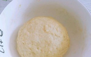 甜蜜心意，DIY心形椰蓉小面包（营养美味，让味蕾尽情享受）