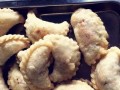 用油角酥做甜品——香脆可口的油角酥甜点（油角酥做法、材料、制作流程、小贴士）