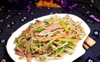 家常美食（健康又美味，轻松学会做一道经典家常菜）