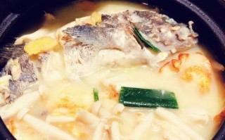 慢炖野生光鱼汤（营养美味，家常好汤）