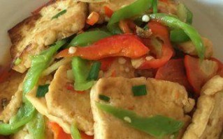 美食制作（一道简单易学的家常菜，鲜香入味，营养丰富）