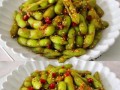 轻松学会青椒毛豆的做法（做好青椒毛豆，美味又养眼）