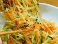 土豆丝切法，让你轻松成为厨房高手（掌握土豆丝切法，让你的餐桌更美味）