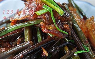 绿色美食（健康饮食新选择，味蕾的新感受）