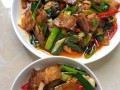 香蒜回锅肉的做法（学会这个菜，让你的味蕾体验火爆中国风）