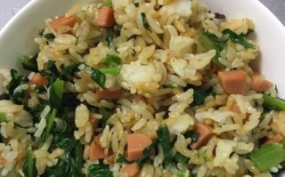 美味又营养的虾仁猪肉蔬菜炒饭（一道简单又实惠的家常菜）