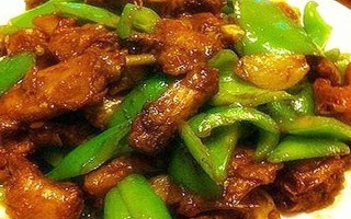 湘味辣子鸡的做法（学会这道湘菜名菜，让你的味蕾炸裂！）