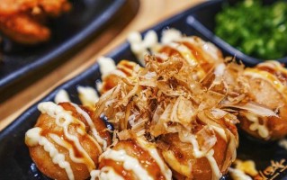 油菜小丸子的做法（用新鲜油菜叶打造美味佳肴）